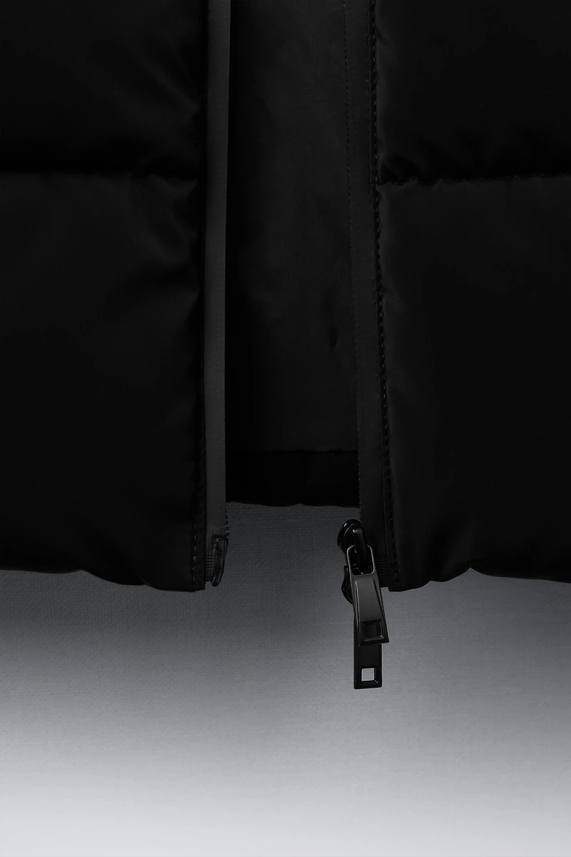 LONG QUILTED COAT WITH LABEL