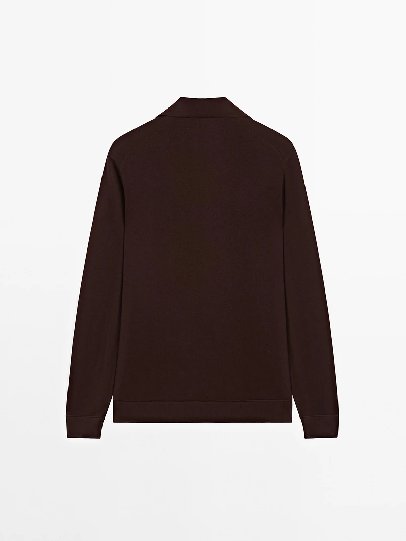 Knit sweater with a polo collar