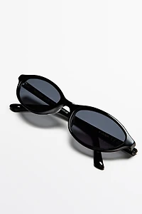Elongated sunglasses