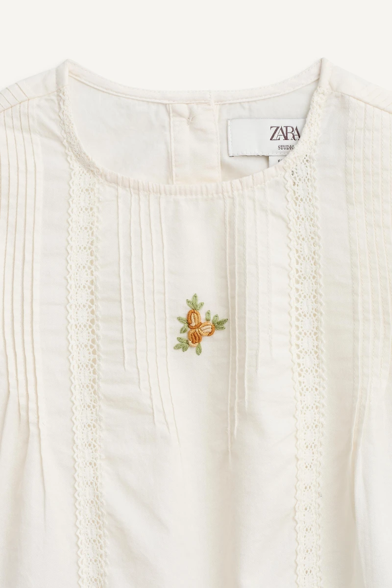 EMBROIDERED FLORAL BLOUSE LIMITED EDITION