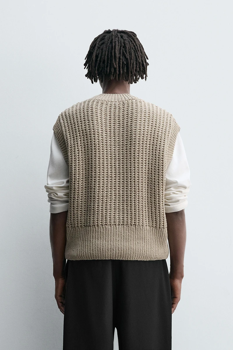 BOXY FIT KNIT VEST