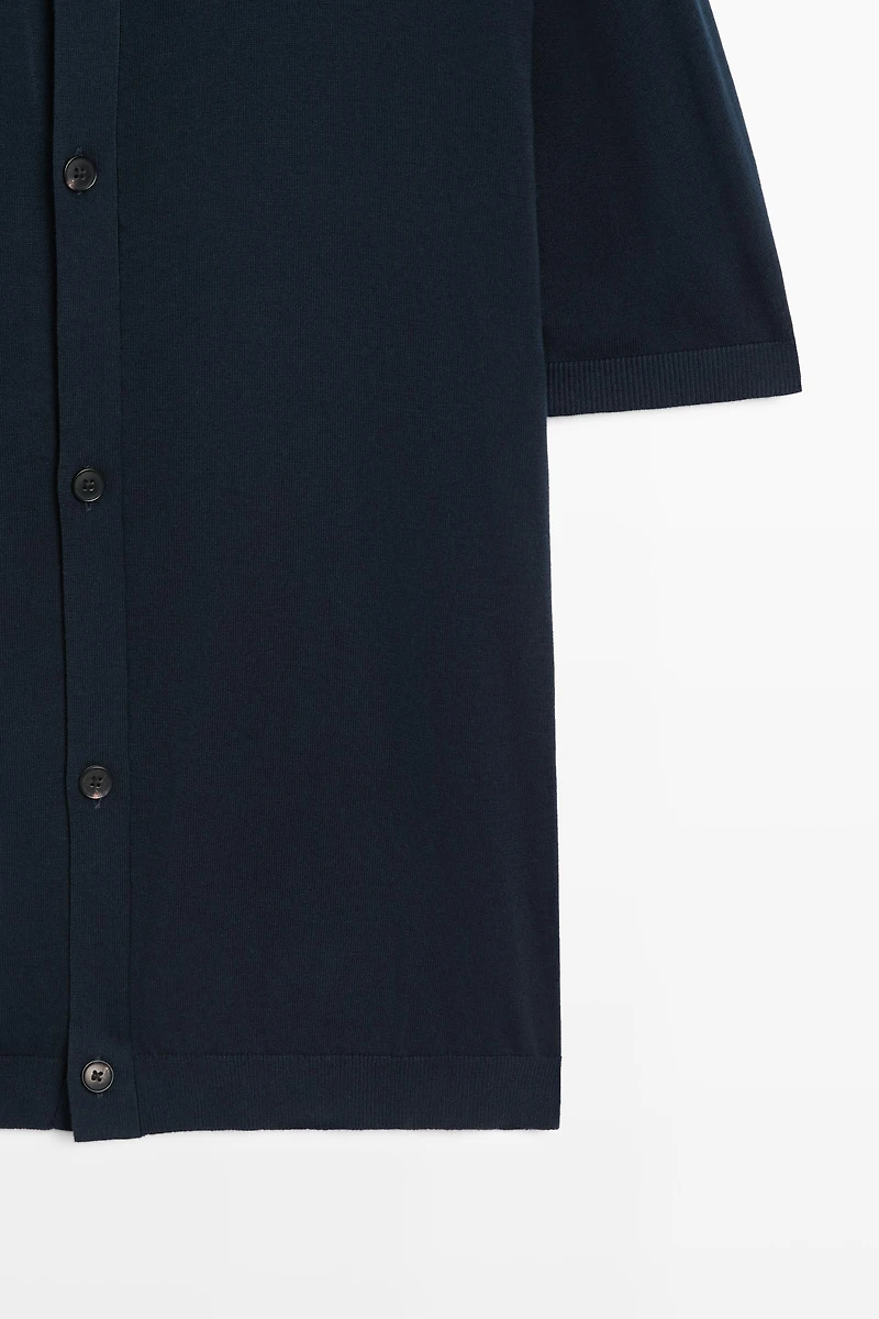 Cardigan en maille à manches courtes et boutons