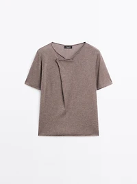 T-shirt manches courtes fermeture asymétrique