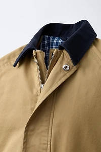 CONTRAST COLLAR JACKET