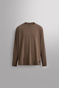 BASIC LONG SLEEVE TECHNICAL T-SHIRT