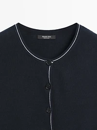 Knit vest with pocket details