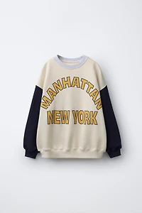 COLOR-BLOCK GRAPHIC SWEATSHIRT