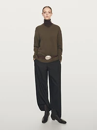 100% cashmere oversize V-neck sweater