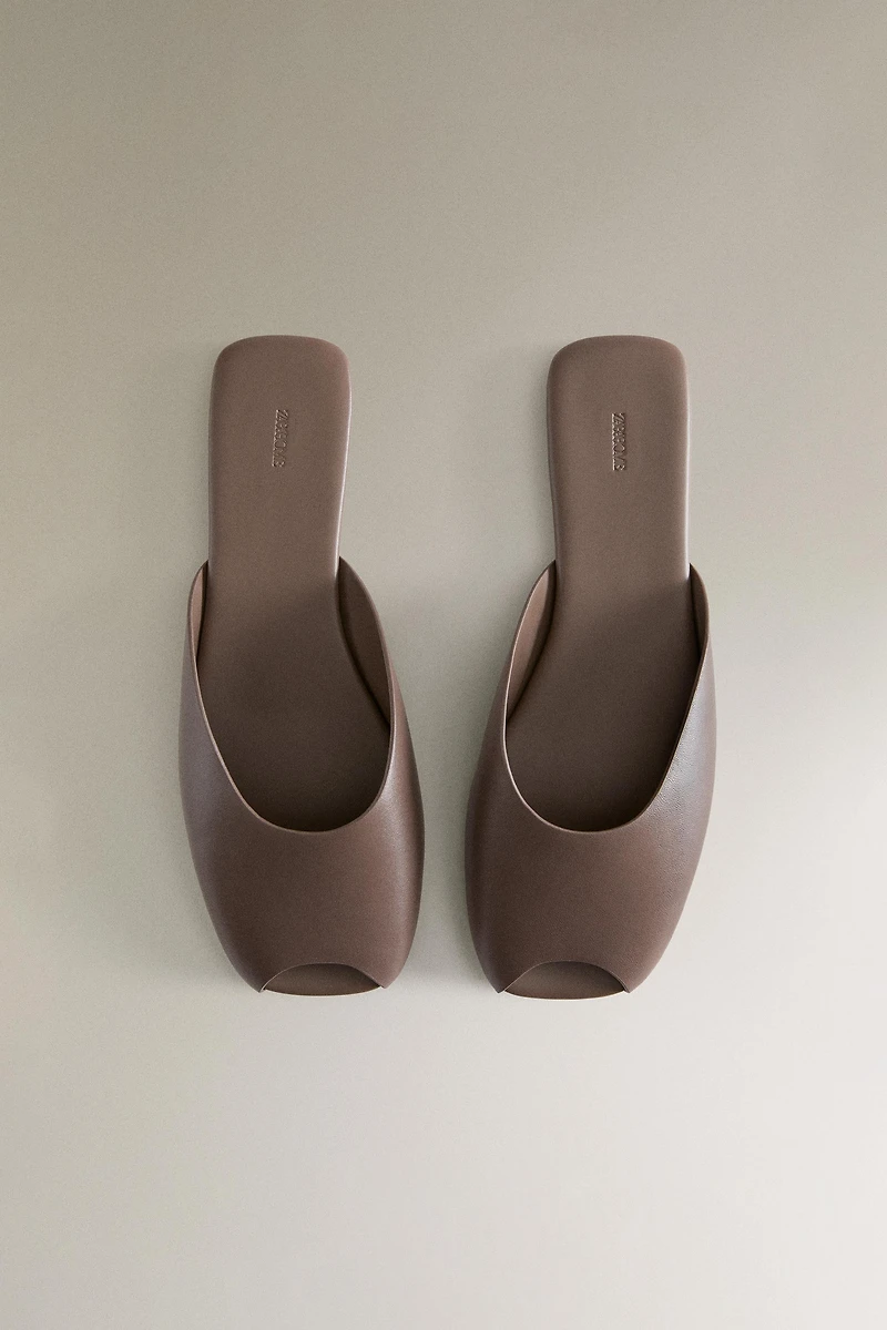 LEATHER MULES