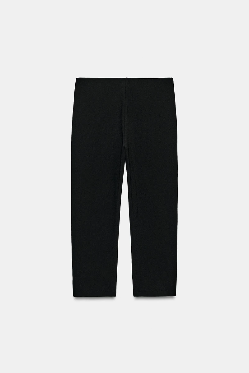 STRETCH CAPRI PANTS