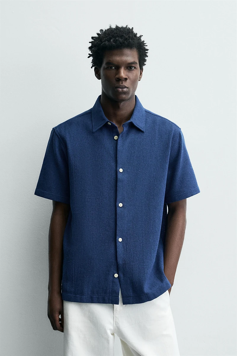 REGULAR FIT TEXTURED SHIRT