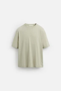 TEXTURED T-SHIRT