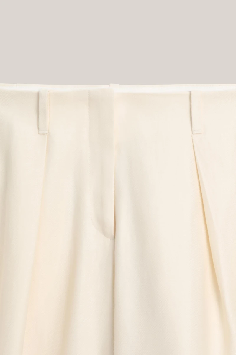 Wide-leg trousers with pleated details - LIMITED EDITION