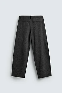 TEXTURED TAPERED FIT PANTS