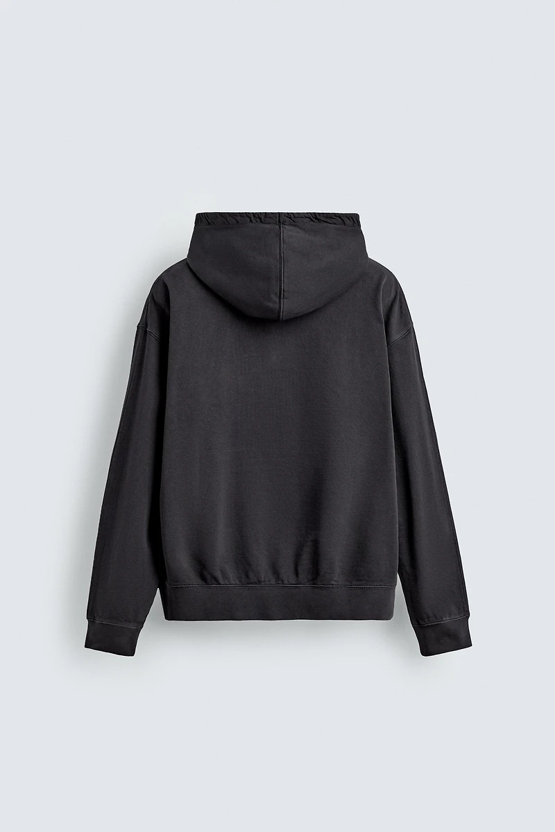 TOGGLE HOODIE SWEATSHIRT