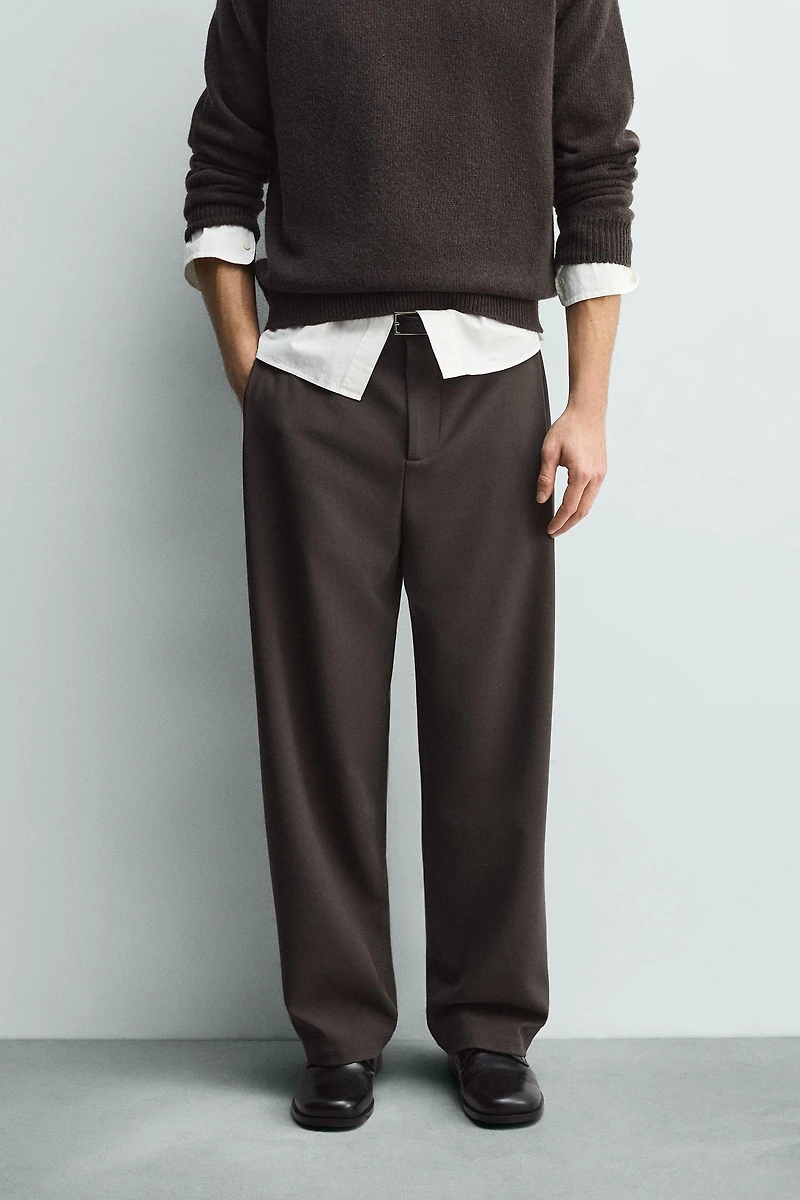 PANTALON PLIS COUPE DÉCONTRACTÉE