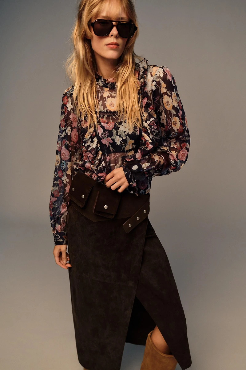 FLORAL PRINT RUFFLED BLOUSE