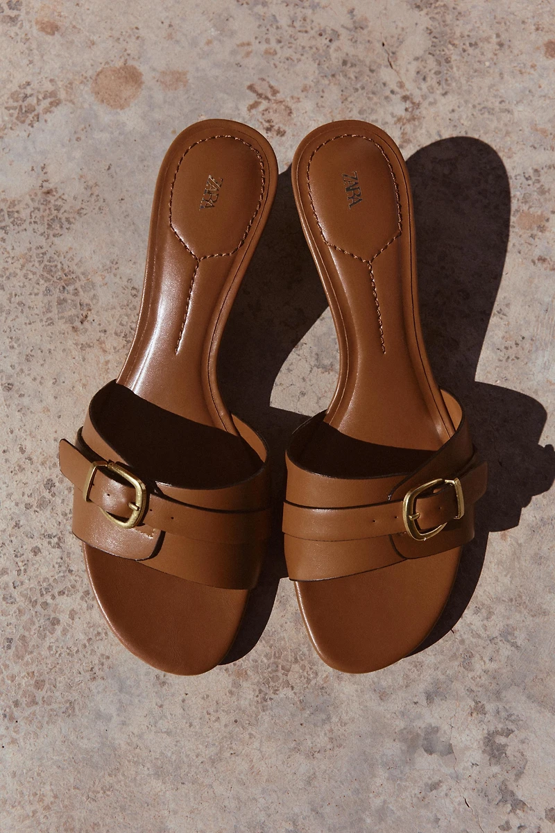 BUCKLED HEELED SANDALS