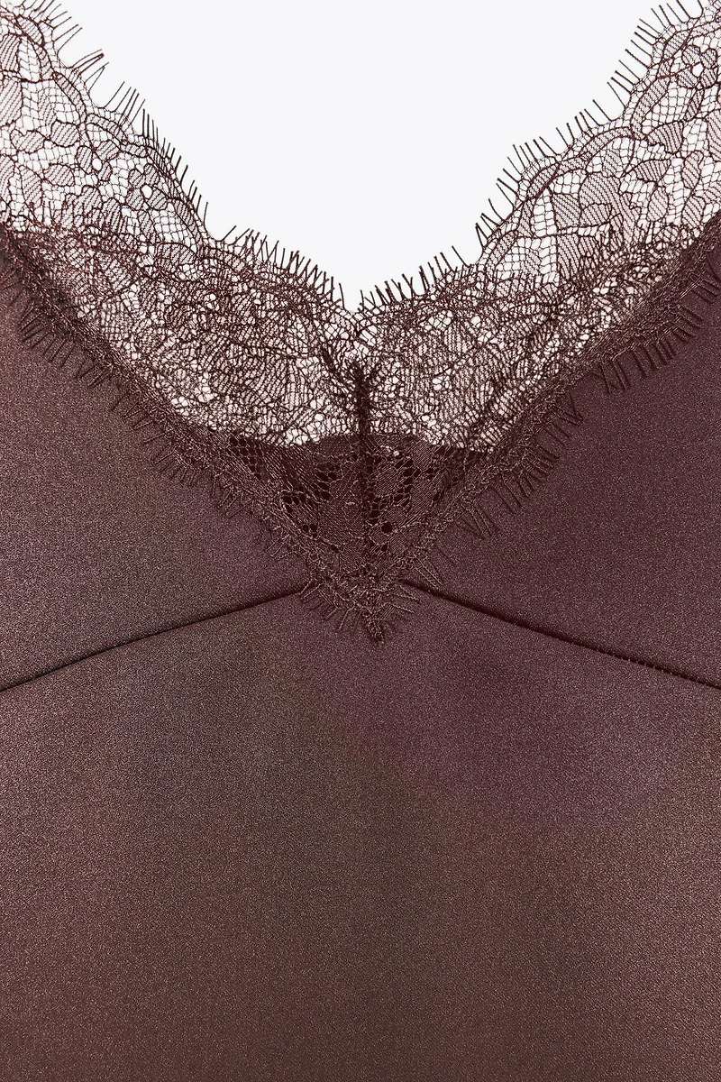 SATIN EFFECT LACE TOP
