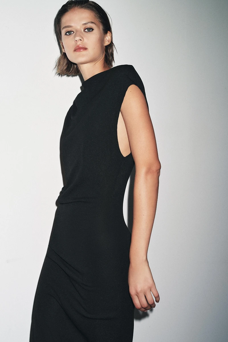 ROBE LONGUE DRAPÉE