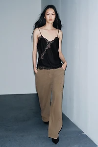 PANTALON DROIT EN VELOURS CÔTELÉ AVEC POCHES ZW COLLECTION