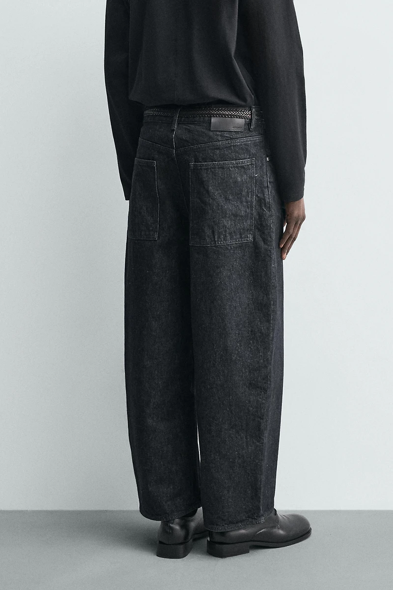 WIDE FIT JEANS
