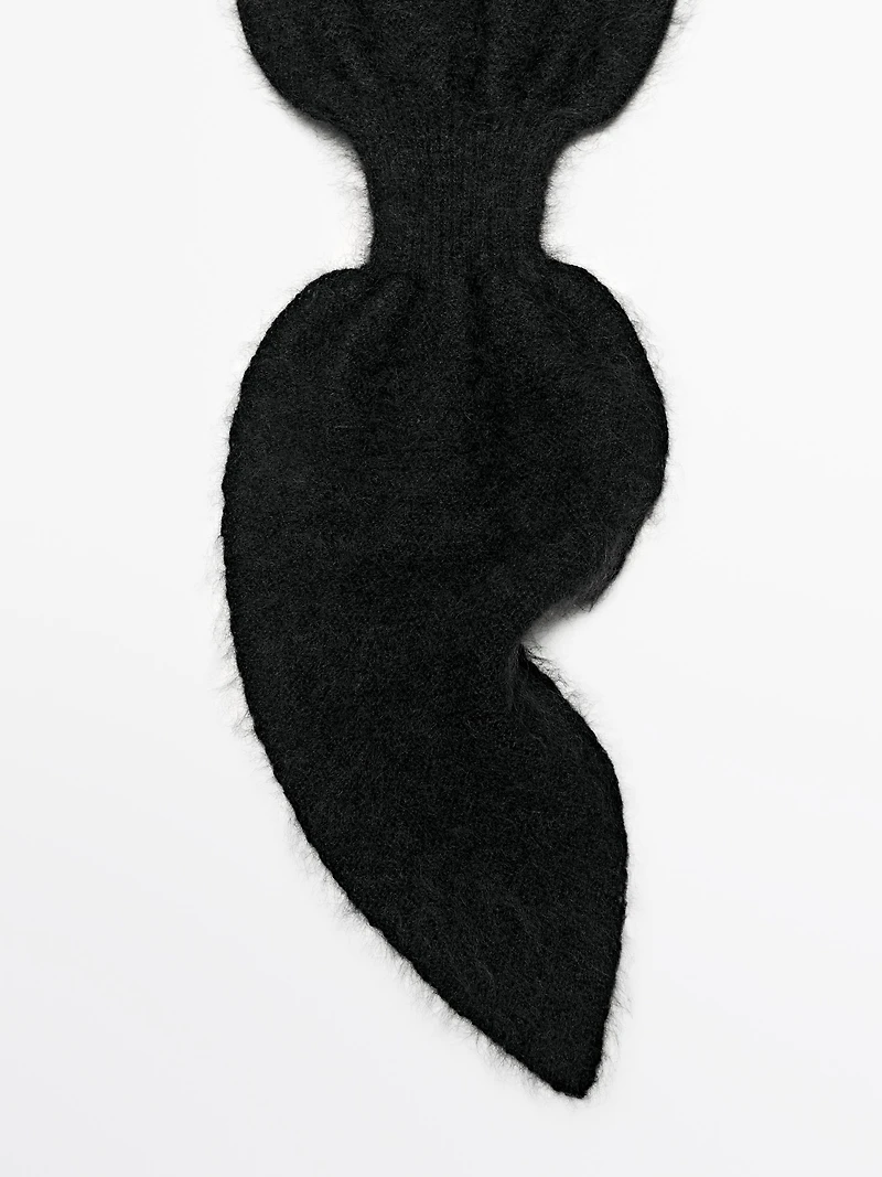 100% cashmere knit tie with bow
