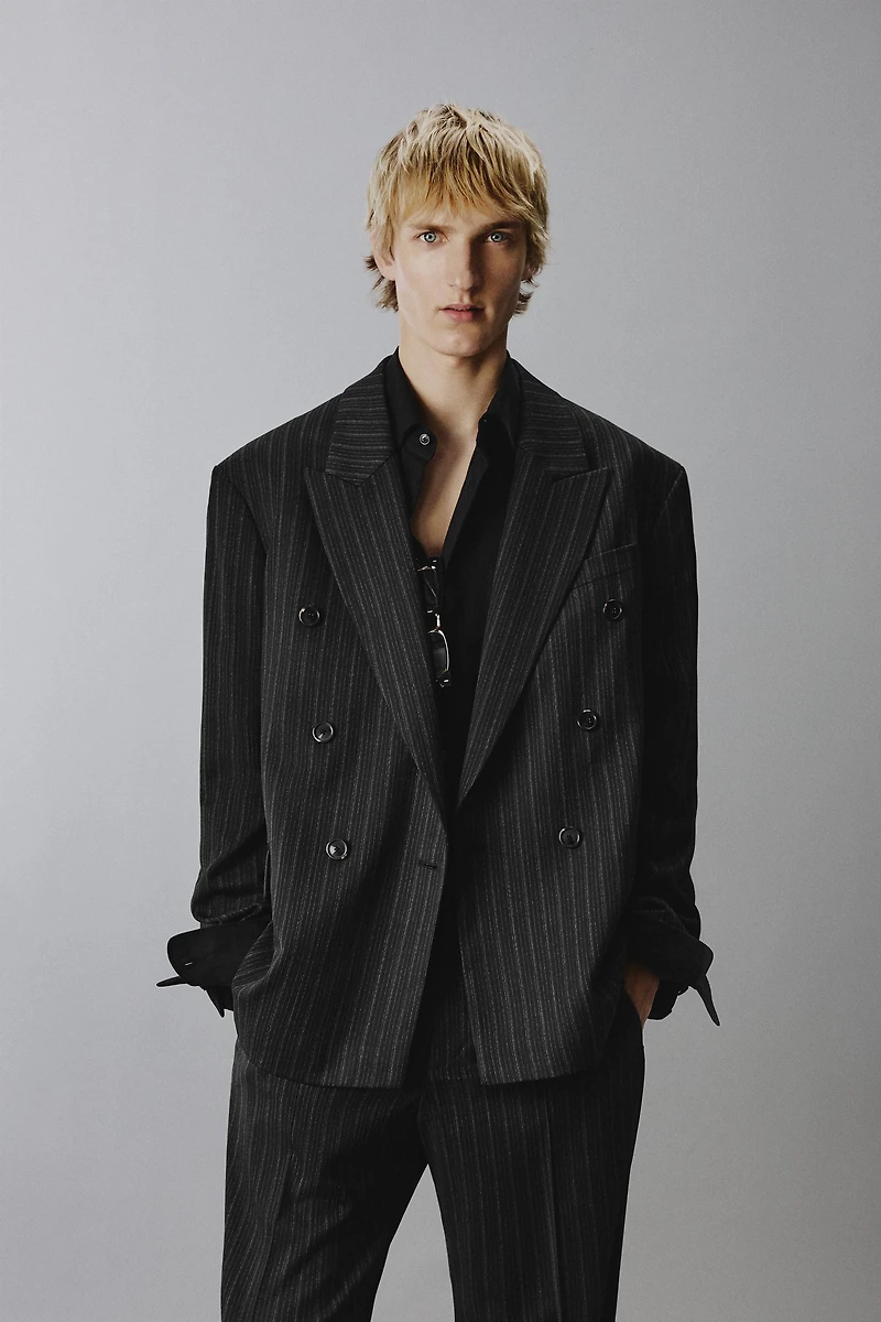 DOUBLE BREASTED PINSTRIPE SUIT BLAZER