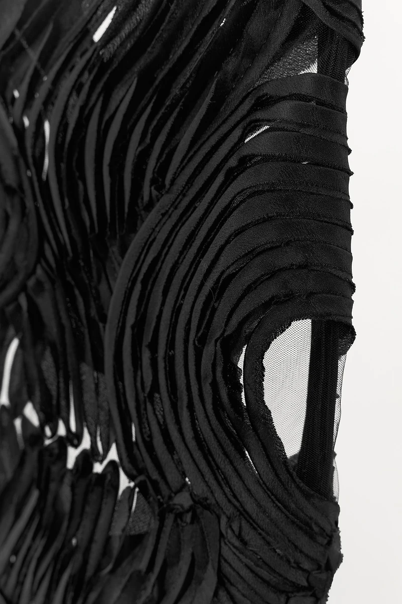 STRUCTURED MIDI SKIRT LIMITED EDITION