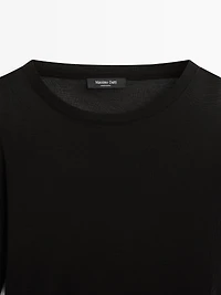 Lightweight regular fit long sleeve T-shirt