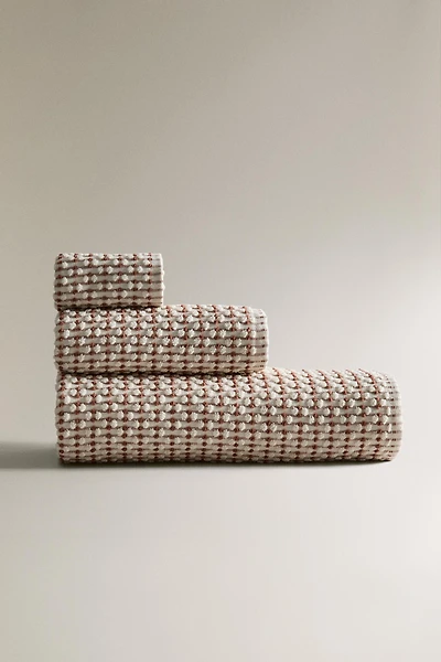 SERVIETTE DE BAIN COTON TEXTURÉE