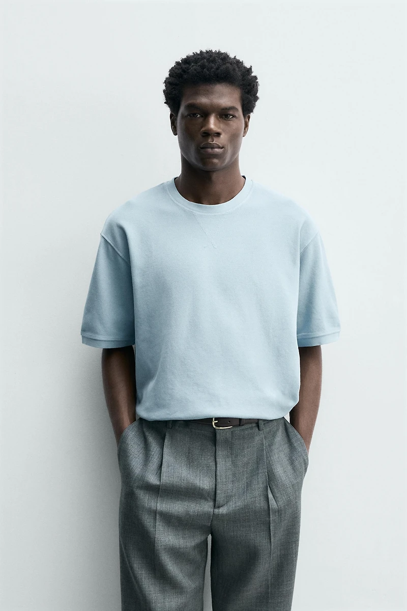 REGULAR FIT PIQUÉ TEXTURED SWEATSHIRT