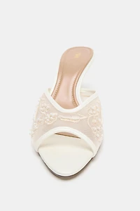 MESH PEARL EMBROIDERED SANDALS