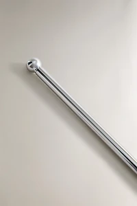 SILVER METAL TOILET PAPER HOLDER