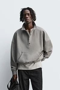 BOXY FIT POLO SWEATSHIRT