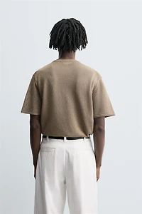 T-SHIRT EN MAILLE STRUCTURÉE