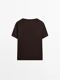 Flowing V-neck T-shirt