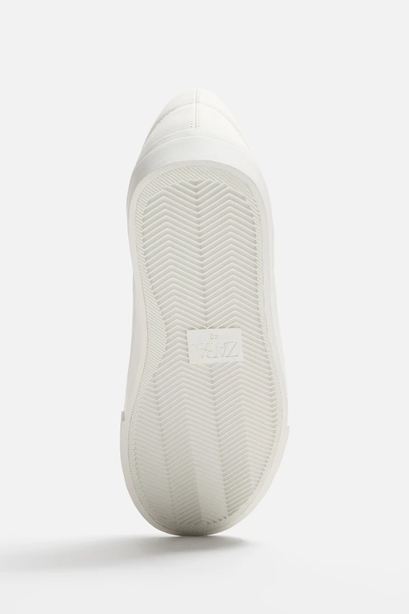 BASIC SNEAKERS