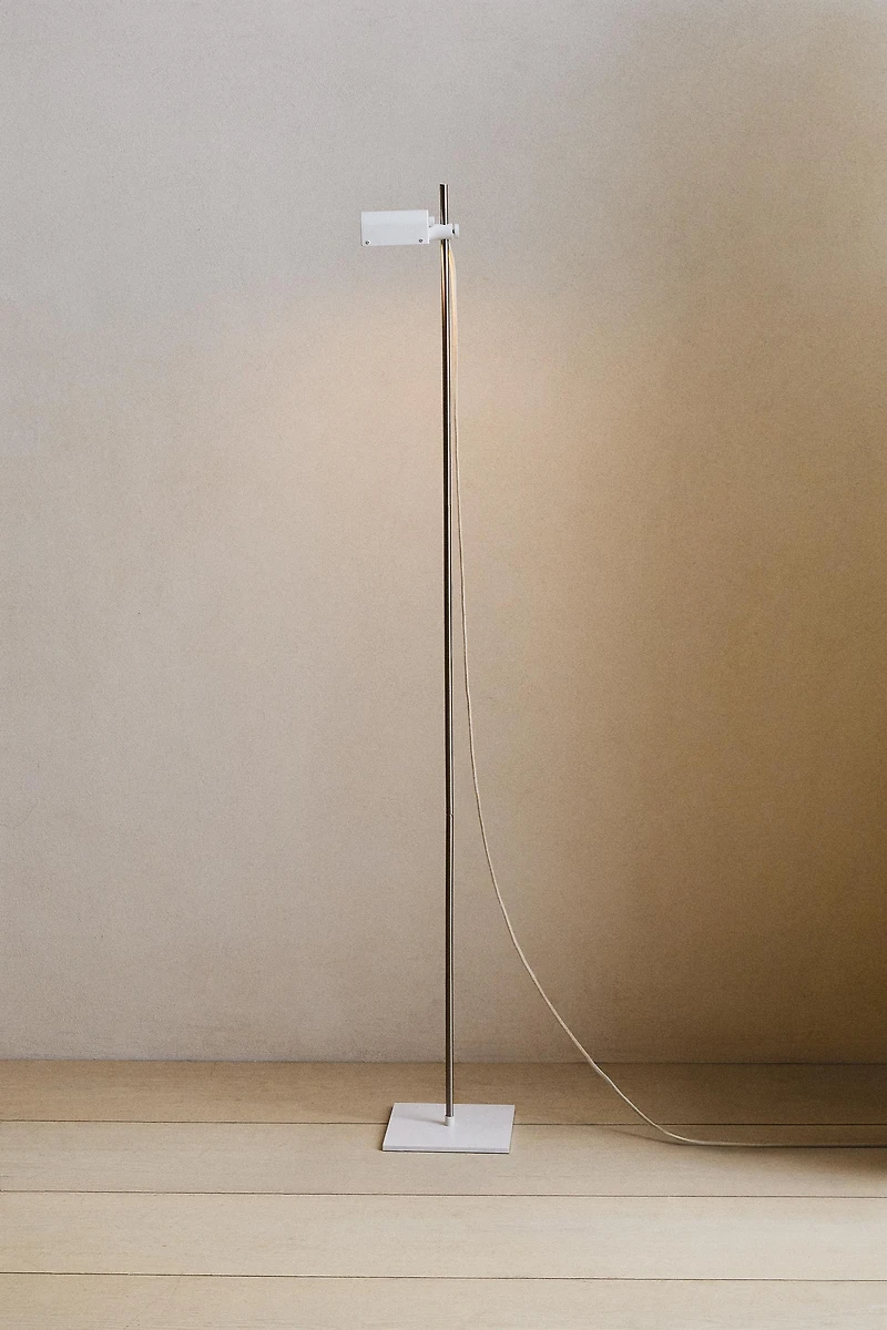 FLOOR LAMP | METAL SPOTLIGHT