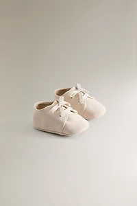 CHAUSSONS BLUCHER CUIR