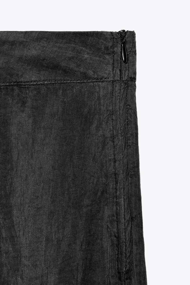 FLOWY STRAIGHT LEG PANTS