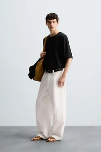 CONTRAST EMBROIDERY T-SHIRT
