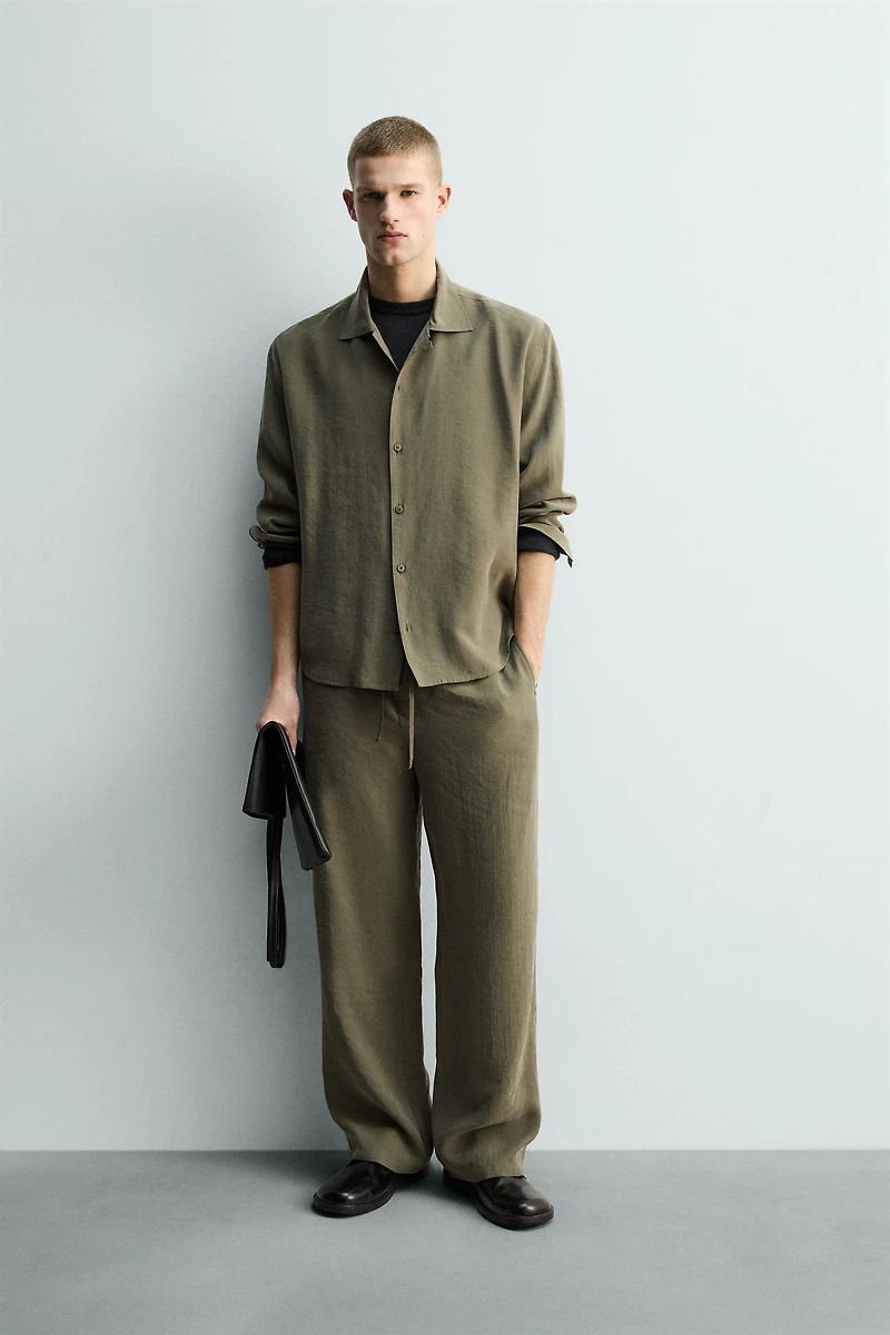 RELAXED FIT FLOWY SHIRT