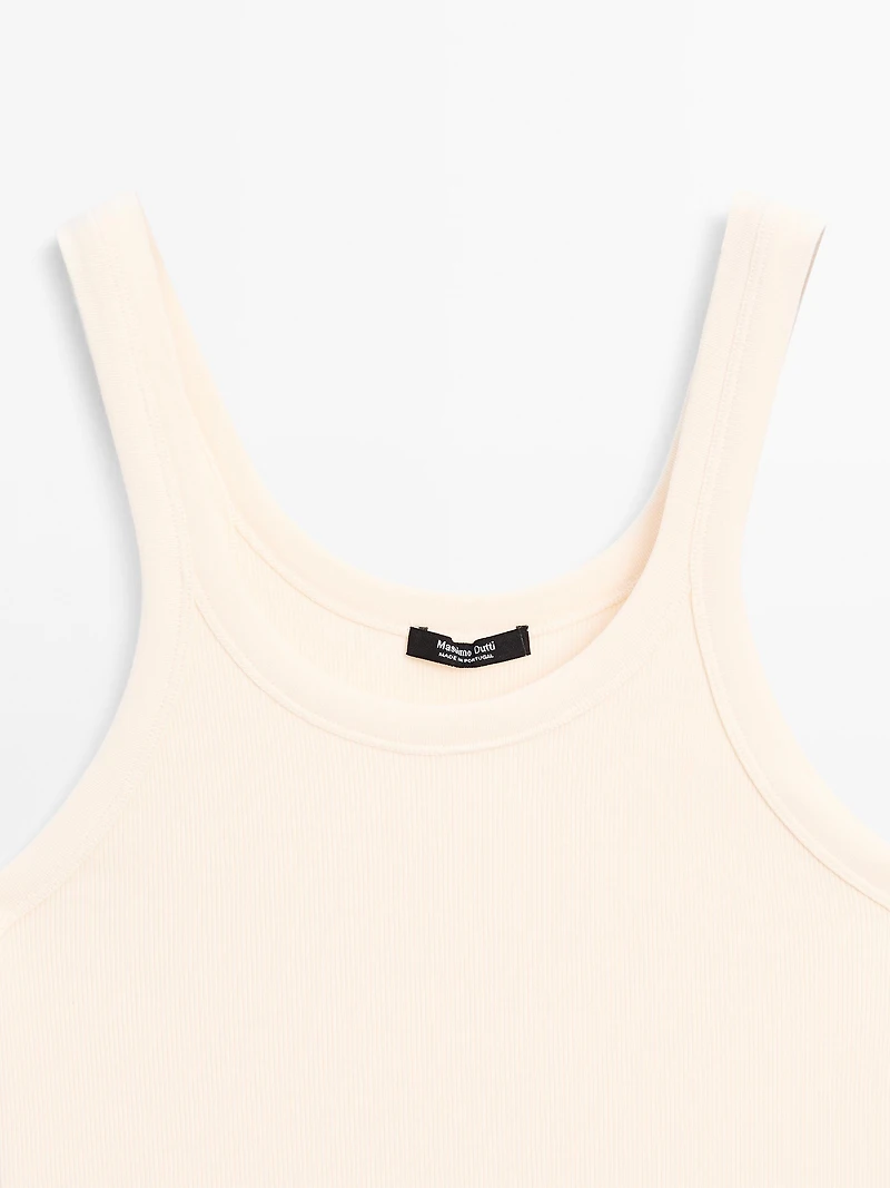 Cotton blend round neck top