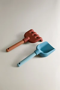 KIDS' SILICONE BEACH SPADE AND RAKE SET (SET OF 2)