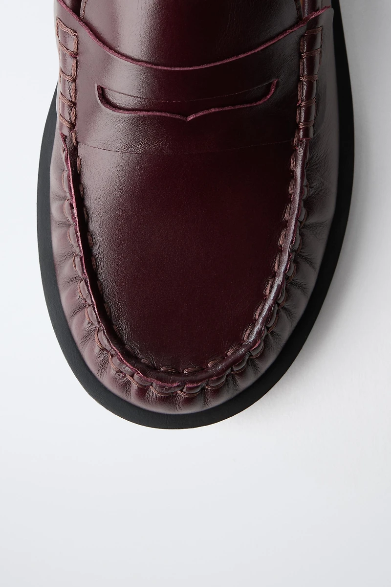 LEATHER LOAFERS