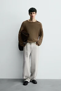 JEAN COUPE DÉCONTRACTÉE CEINTURE