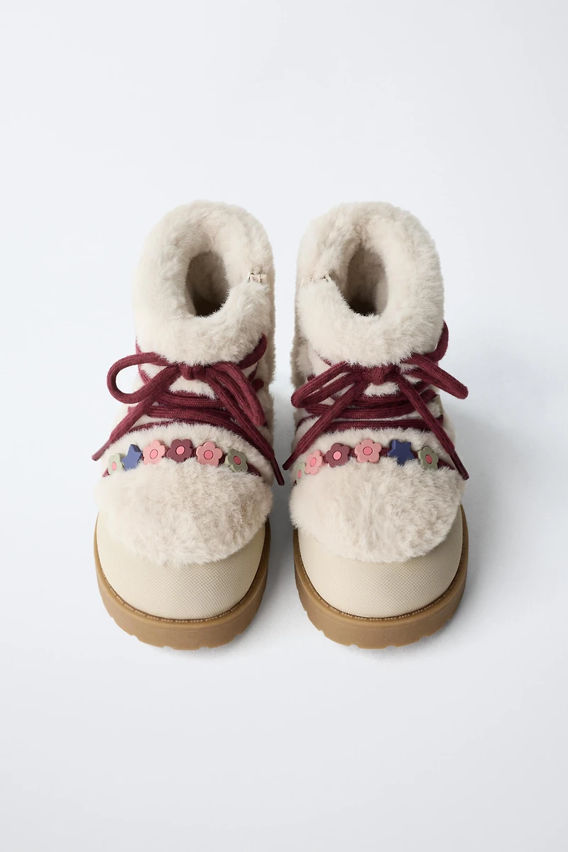 BOTTES À FANTAISIE EFFET FOURRURE