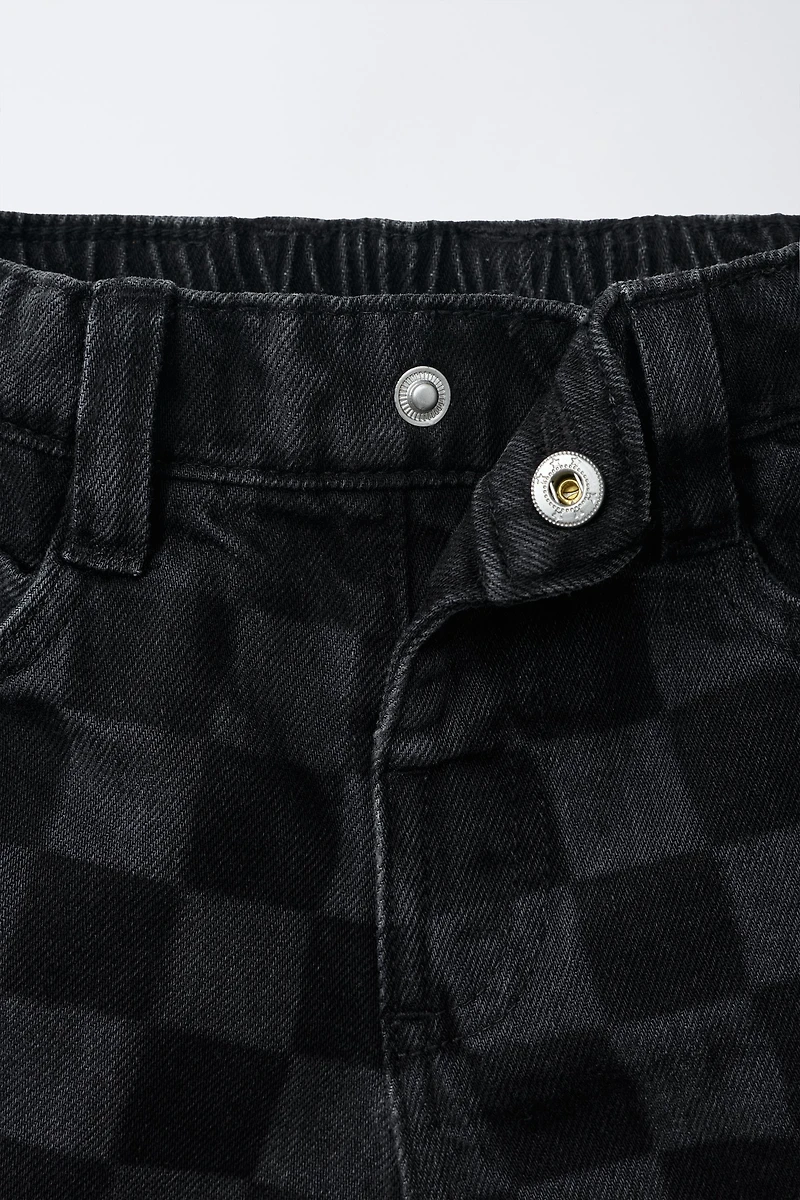 SHORT DAMIER