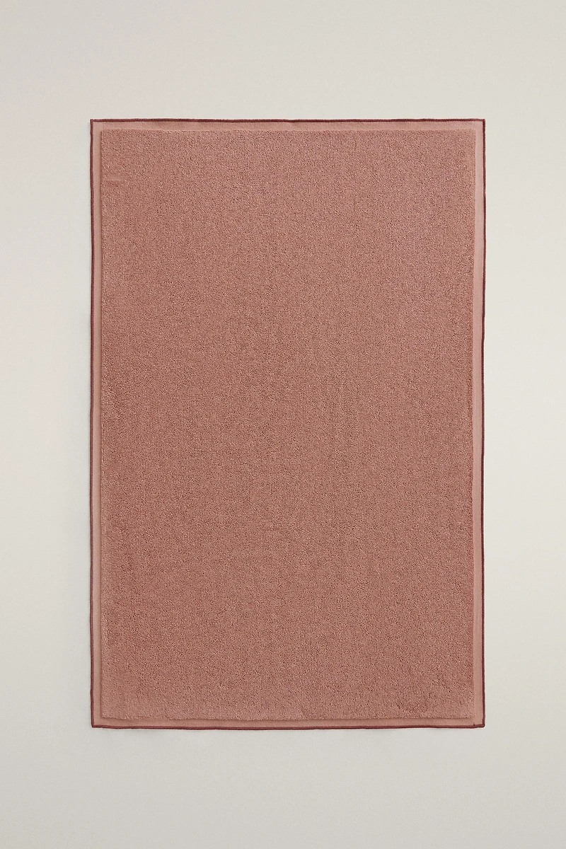 OVERLOCK COTTON BATH MAT